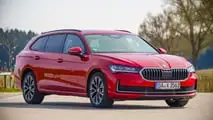 Skoda Superb Combi Sportline 4x4 2,0 TDI (2026) im Test