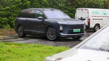 Nio ES8