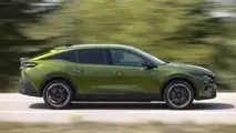 Peugeot E-408 (2026), la prova su strada di Motor1.com
