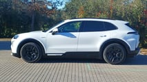 Porsche Cayenne Turbo Electric (2026) in Weiß: Das Exterieur