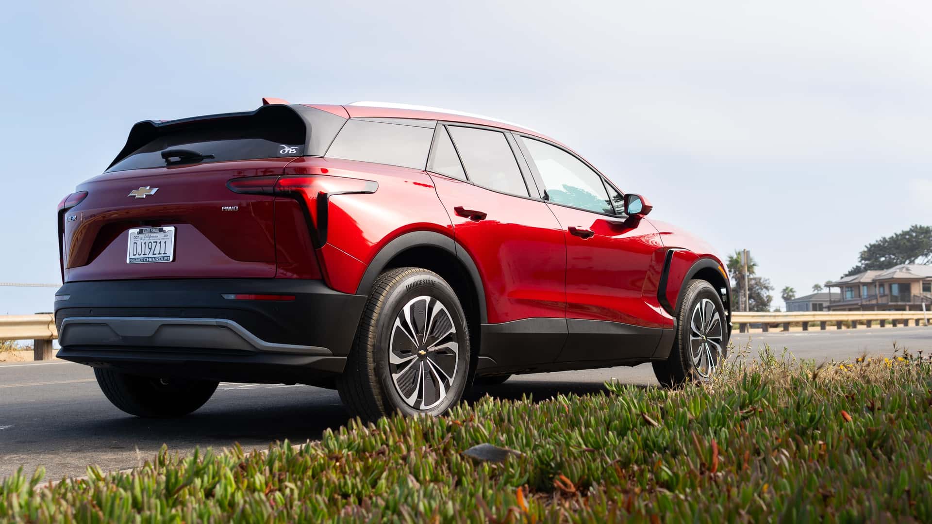 쉐보레 블레이저 EV 후면 모습