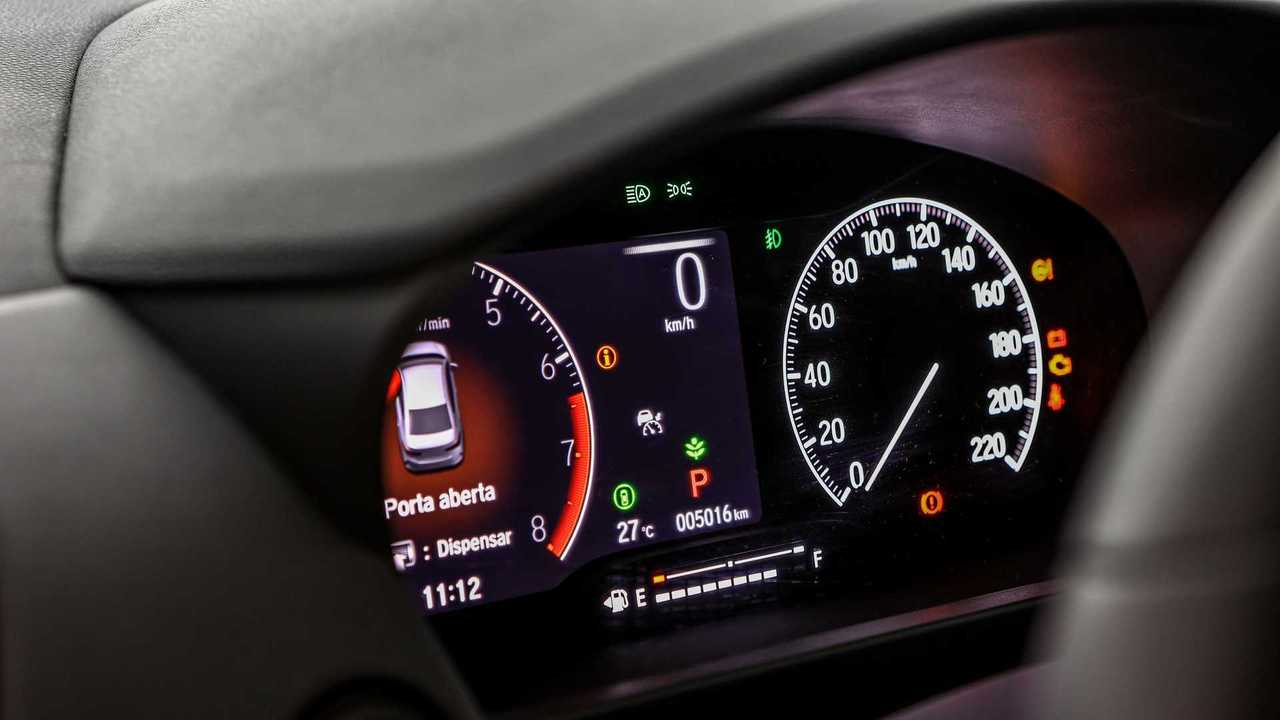 Comparativo: Honda City Touring vs. Nissan Versa Exclusive vs. Toyota Yaris Sedan XLS