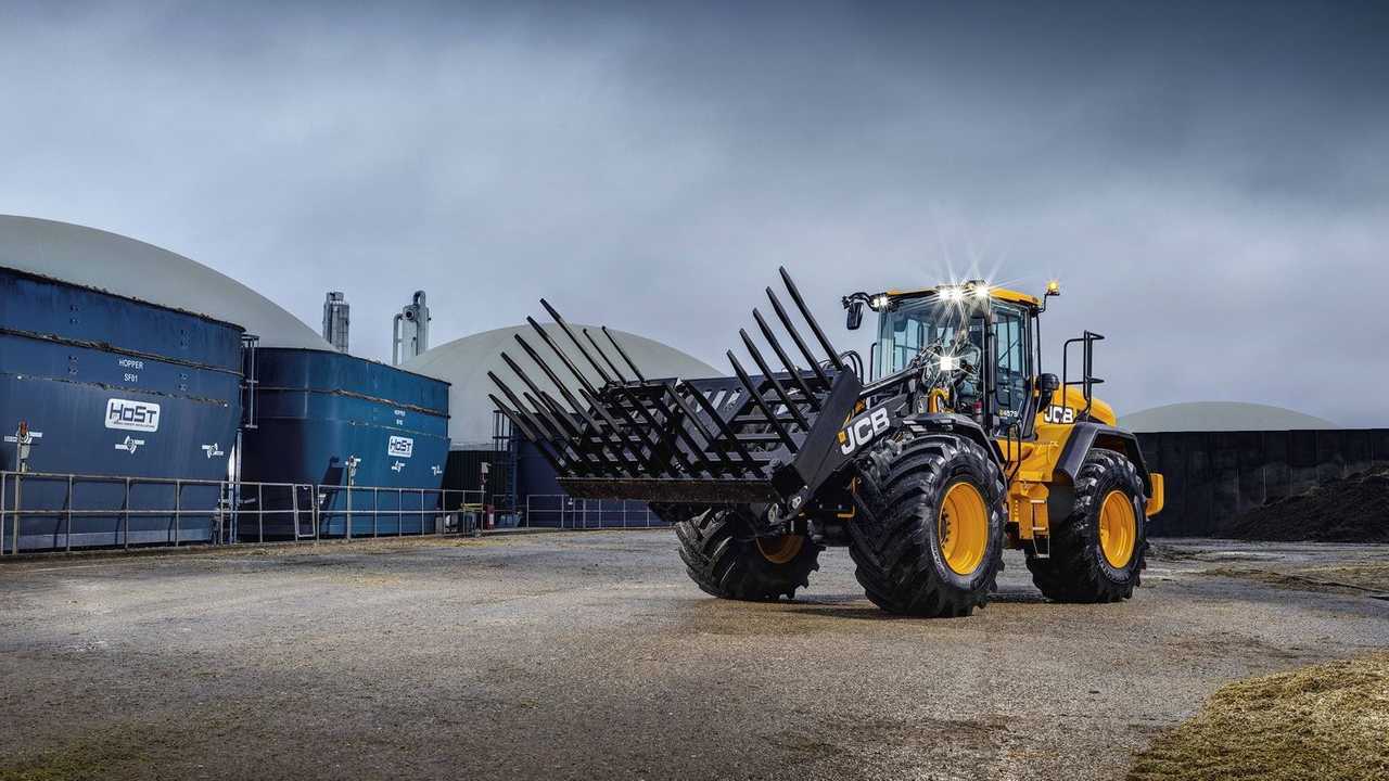 JCB lancia la pala gommata 457S