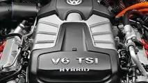 Volkswagen Touareg II Hybrid 2010, vano motore
