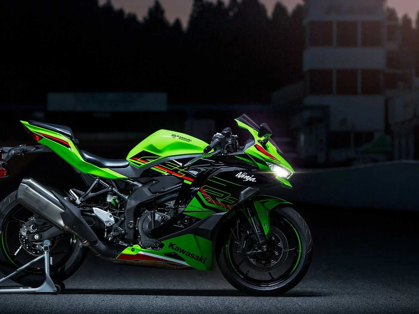 草原の人 The Kawasaki Ninja ZX-4RR Makes Its Way To Indonesia