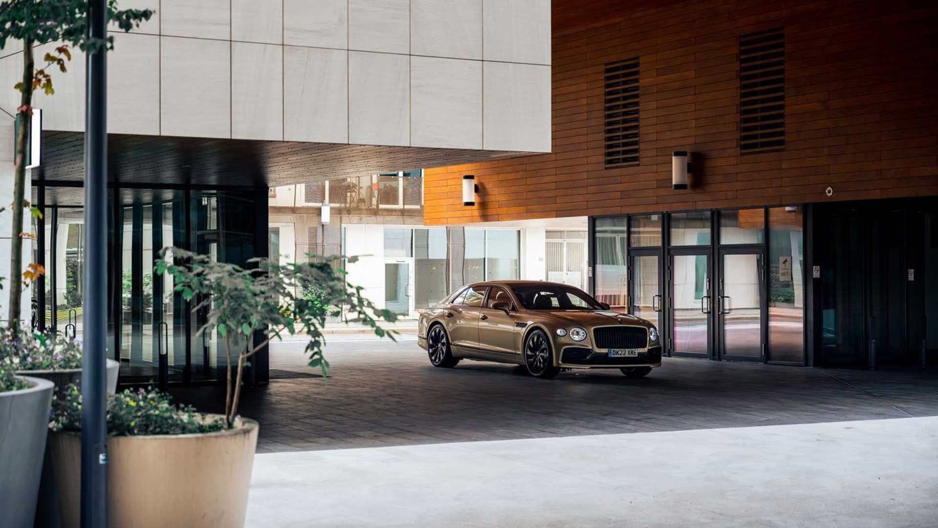 Bentley Opens A New Dealership In Oslo With A Flying Spur Hybrid Front