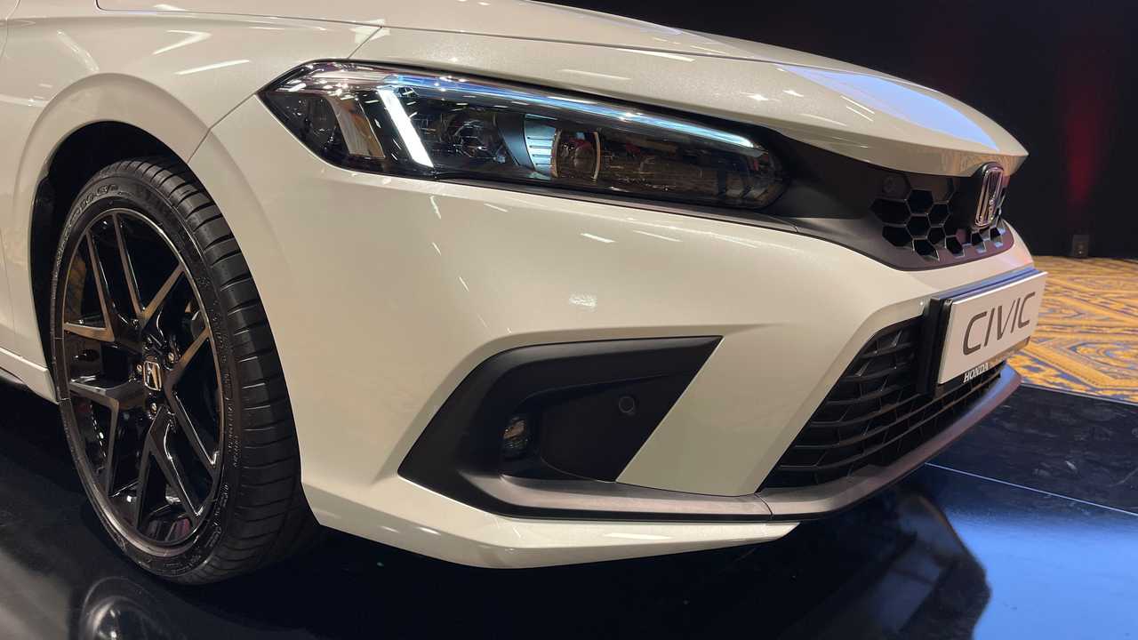Honda Civic 2022 dal vivo