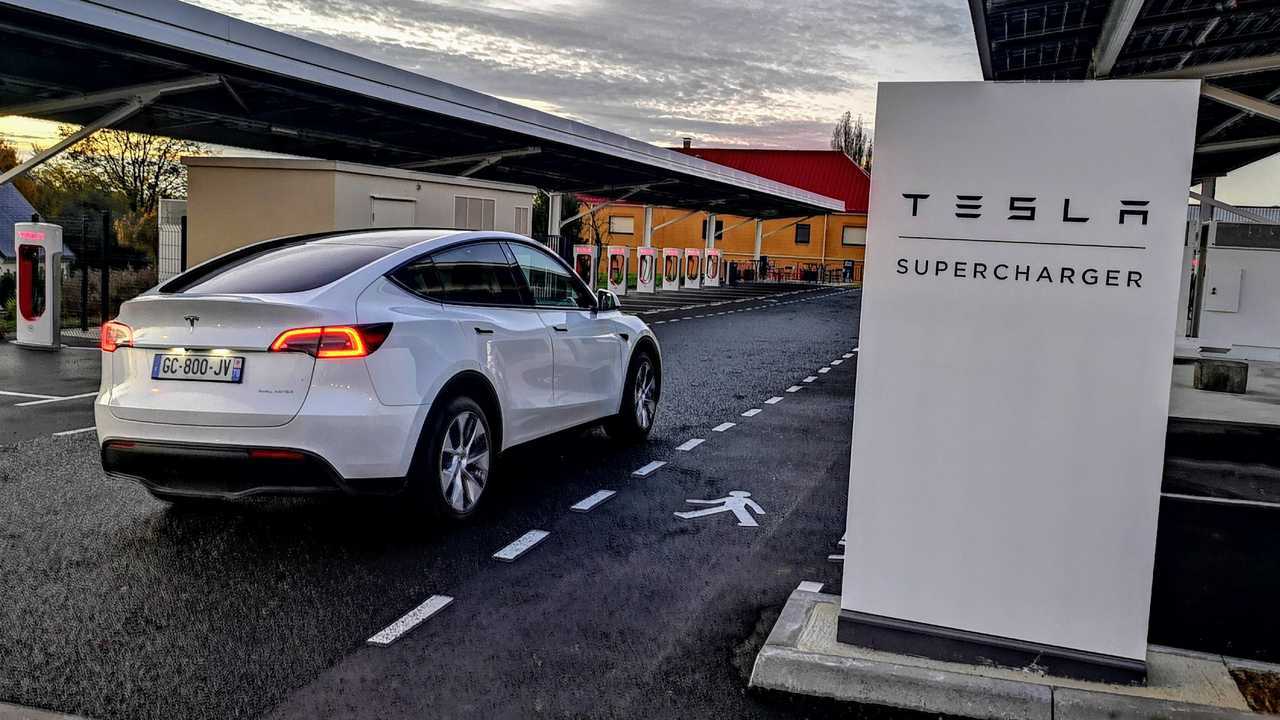 Essai Tesla Model Y Grande Autonomie (2021)