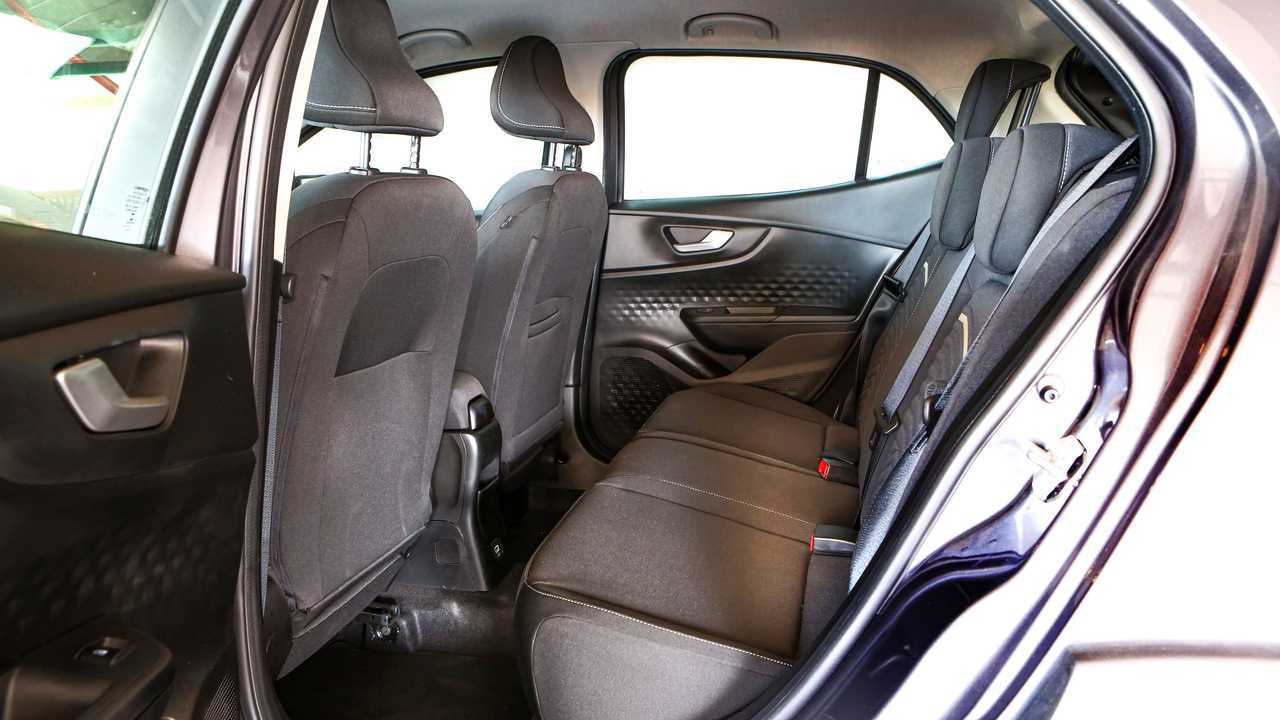 Espaço traseiro do Fiat Pulse Audace T200 2022