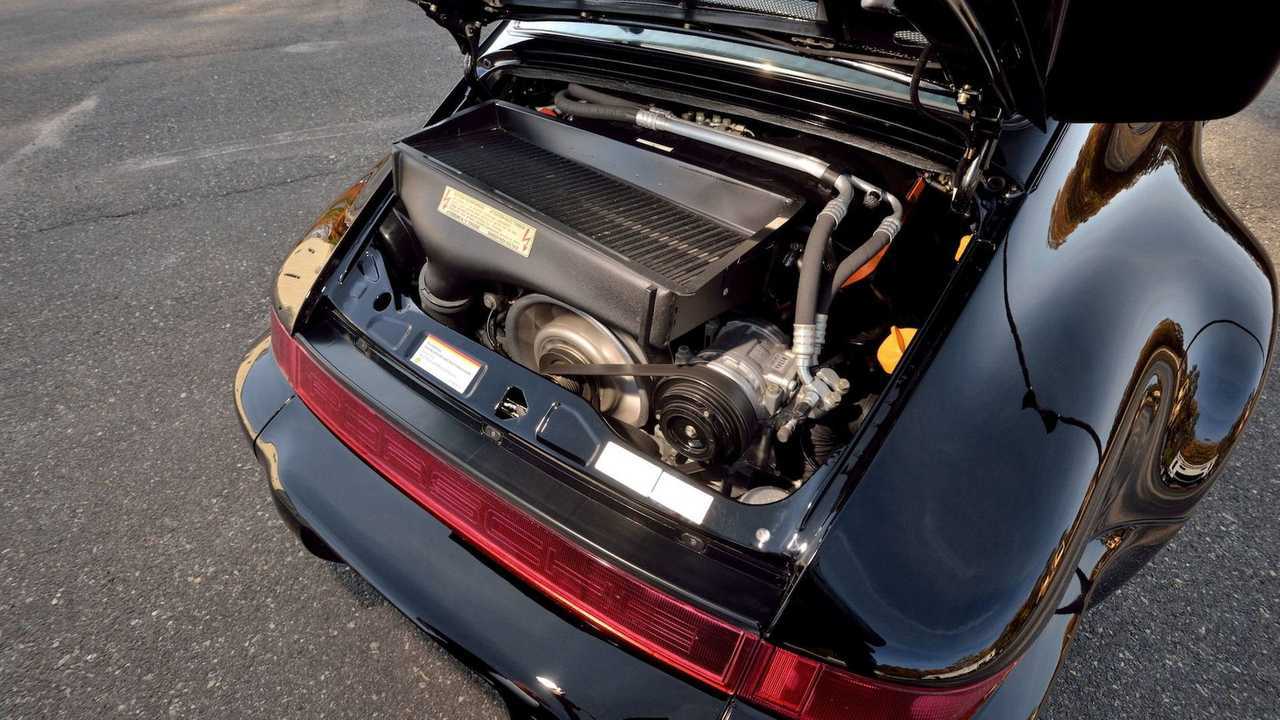 La Porsche 911 Turbo del film