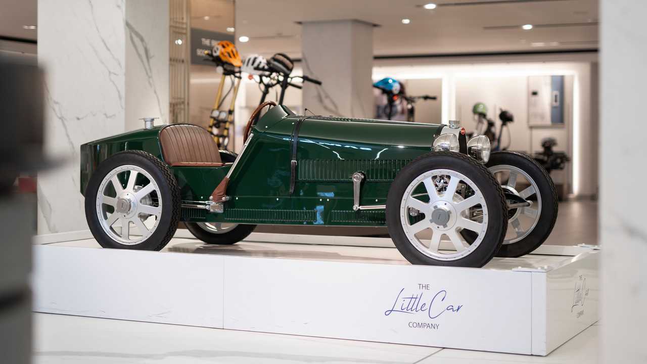 Bugatti Baby II chez Harrods