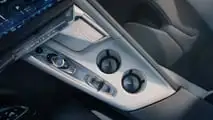 Consola central Chevrolet Corvette Z06 2026
