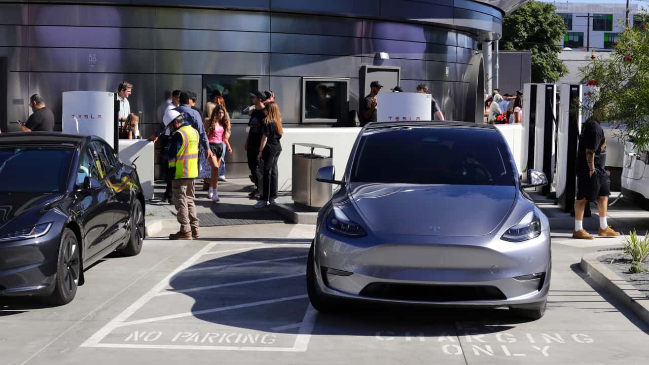 Tesla Diner