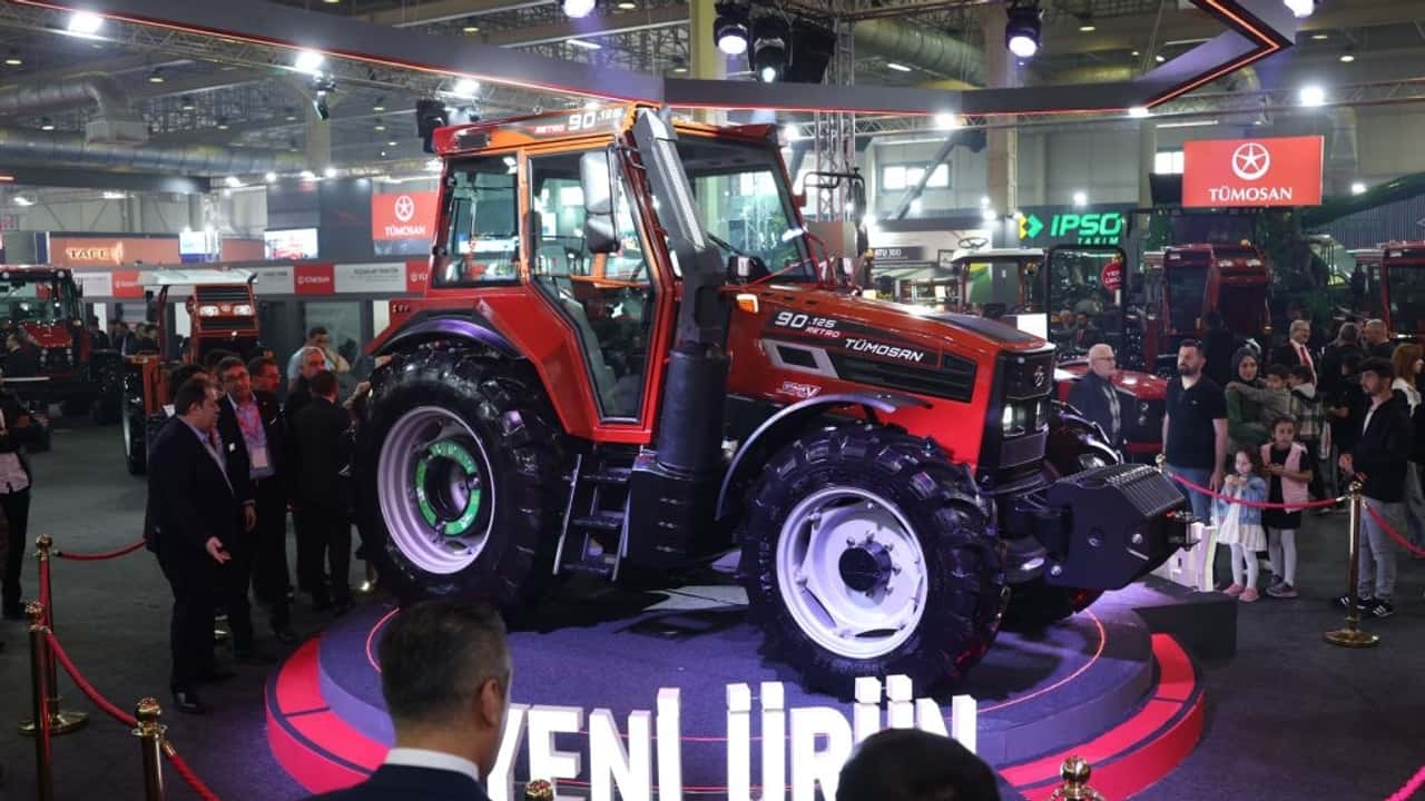 Tumosan 90.125 Retrò: un salto nel futuro con l’anima dei trattori FiatAgri