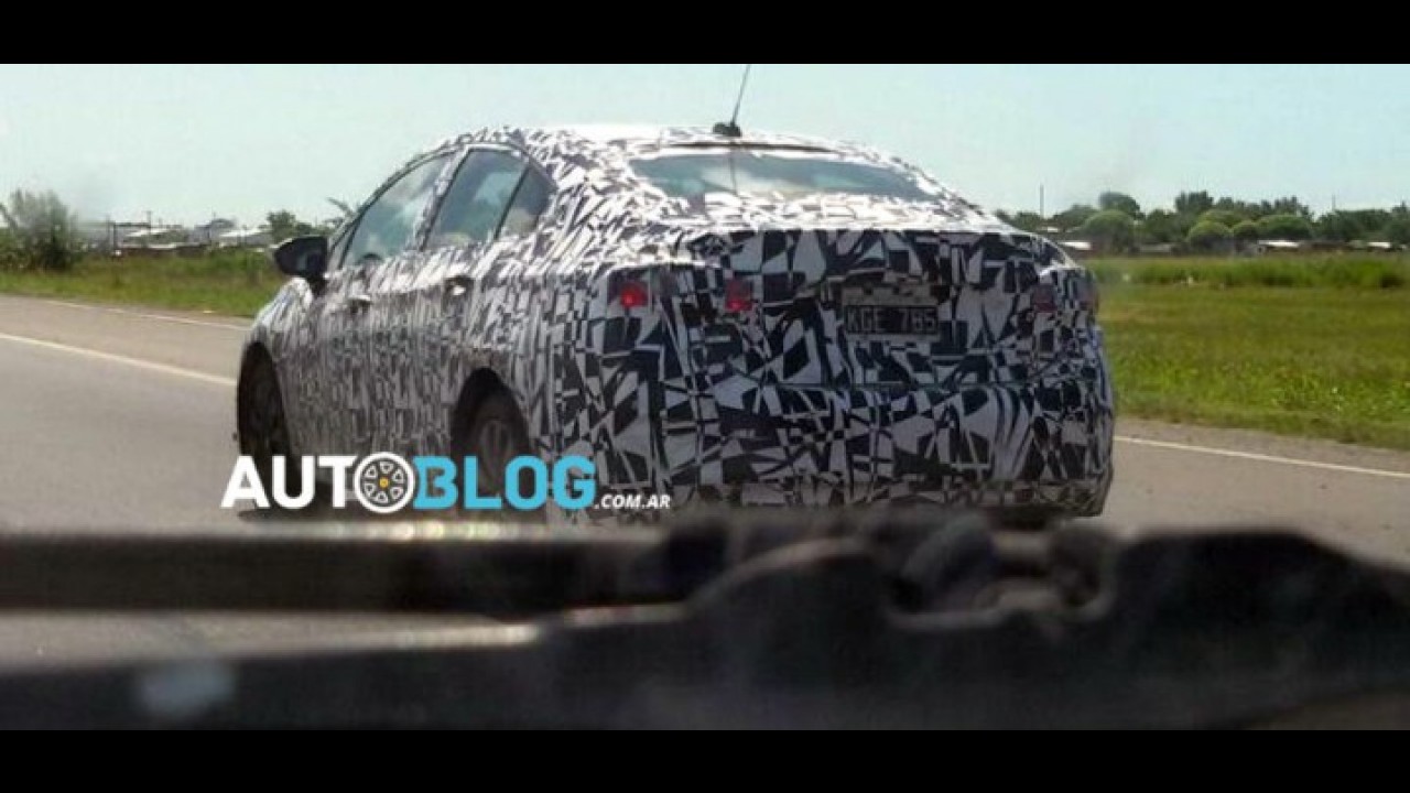 Flagra: Novo Cruze é pego em testes na Argentina, de onde virá para o Brasil