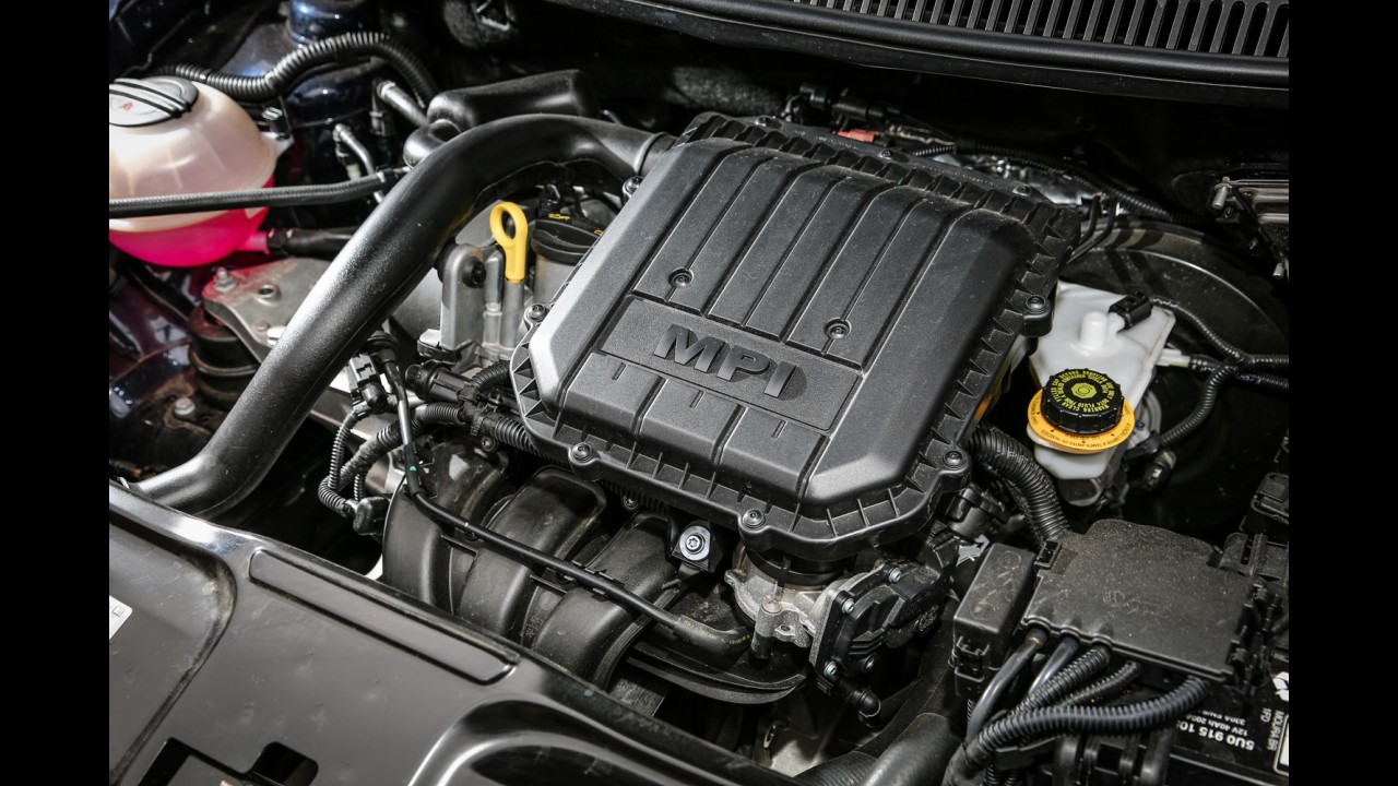 VW Gol reestilizado e com motor 1.0 3-cilindros estreia em março