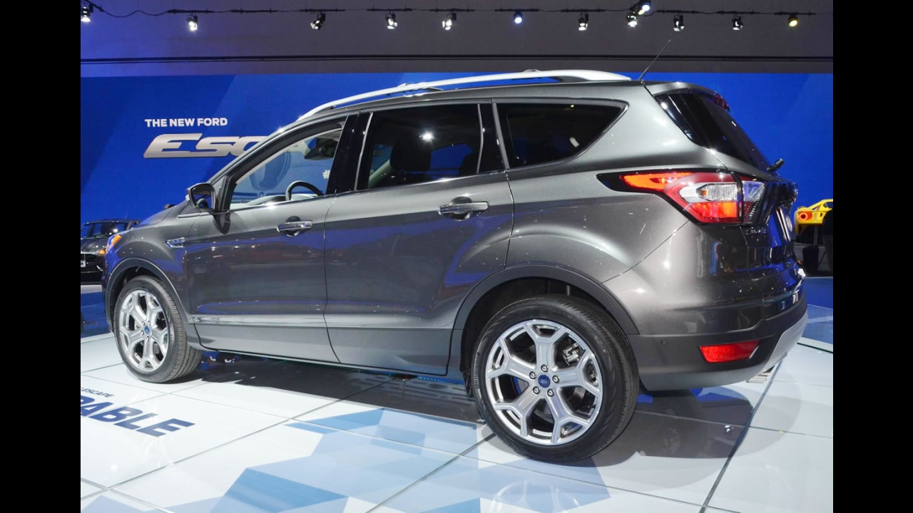 Los Angeles: Ford Escape 2017 muda ao gosto do consumidor norte-americano