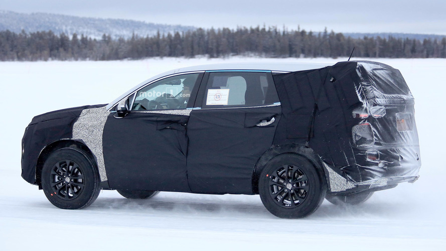 Yeni nesil Hyundai Santa Fe casus fotoğrafları