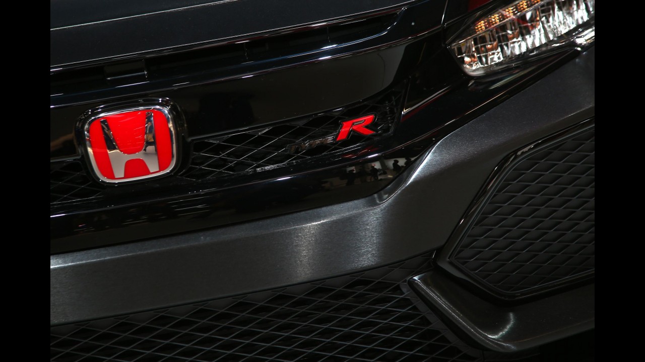 Paris: novo Civic Type R mostra sua musculatura pela primeira vez no Salão