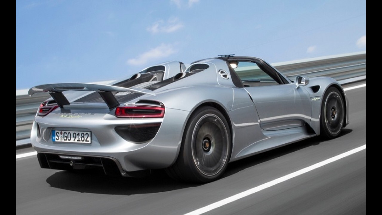 Porsche 918 Spyder é roubado de dentro da concessionária nos EUA