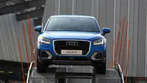 Barcelona players receive new Audi cars