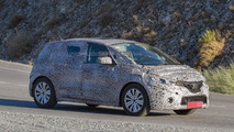 2017 Renault Scenic spy photo