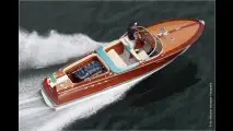Restauriertes Lambo-Boot