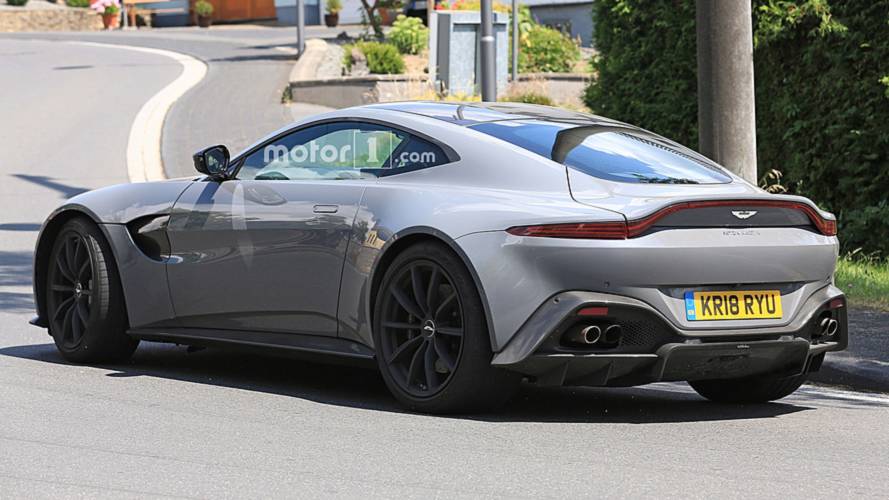 Aston Martin Vantage S