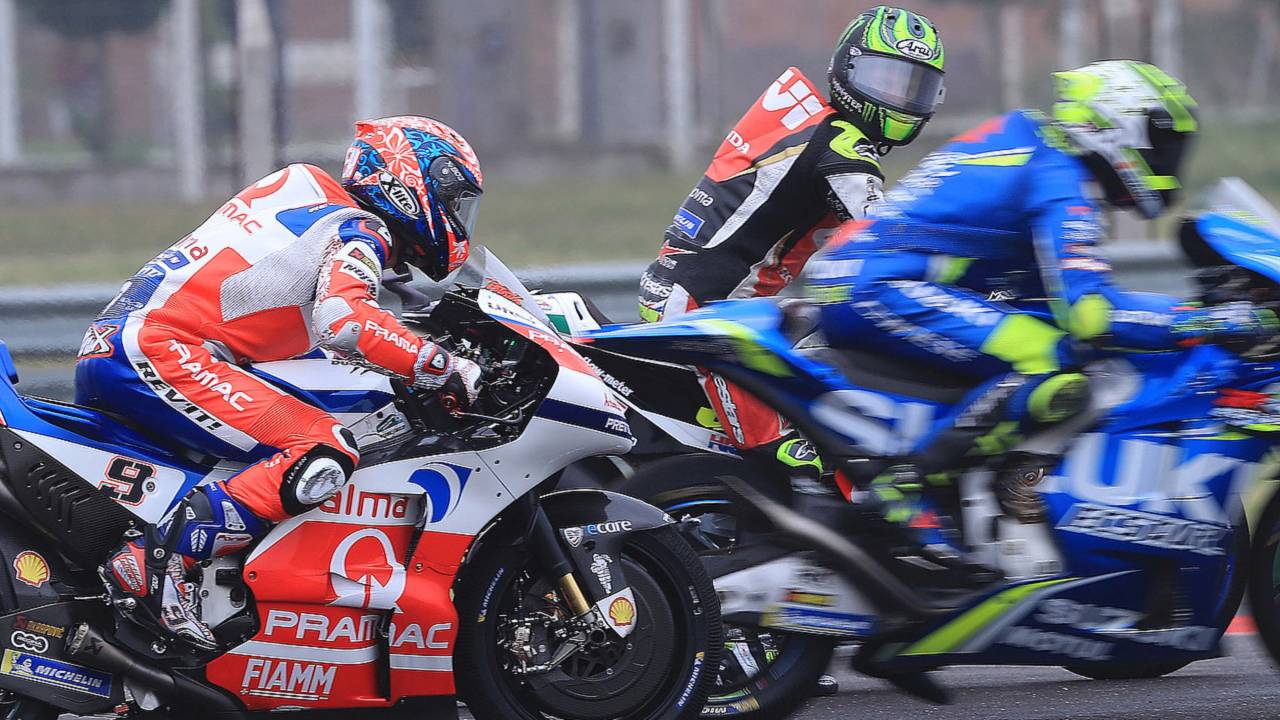 Crutchlow, Team LCR Honda at race start. Argentina GP, April 2018, Autodromo Termas de Rio Hondo.