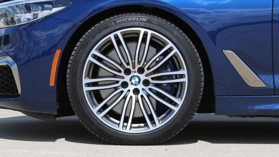 2018 BMW M550i: Review