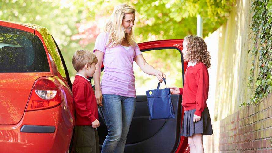 School kids drop off