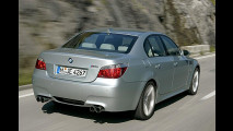 Macht-Mobil BMW M5