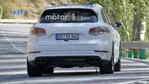 White 2018 Porsche Cayenne Spy Pics