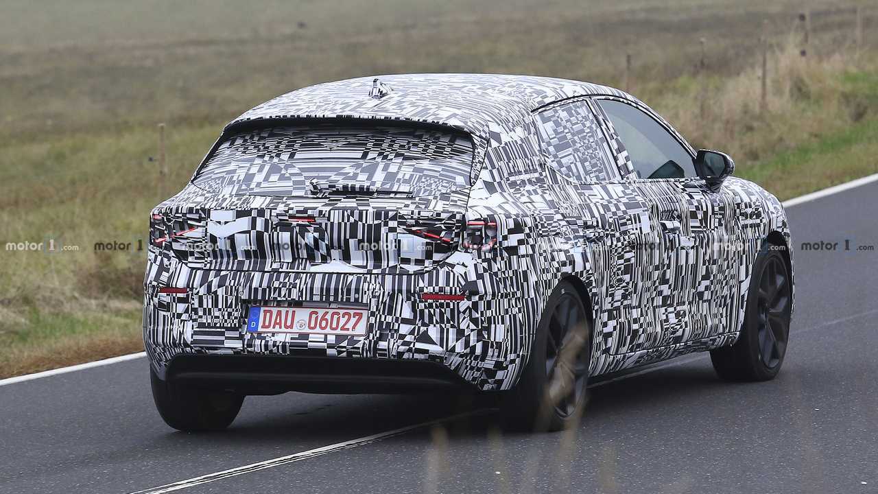 2019 SEAT Leon spy photo