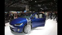 Tesla al Salone di Ginevra 2016