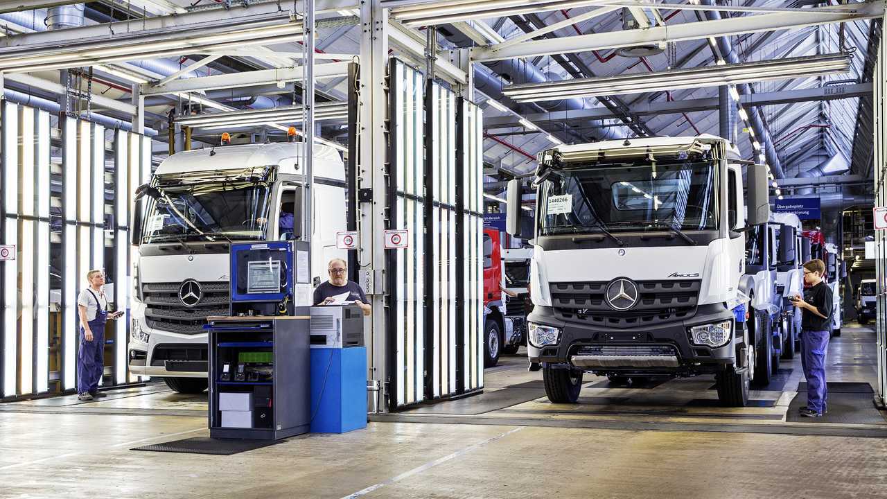 La fabbrica Mercedes-Benz di Wörth