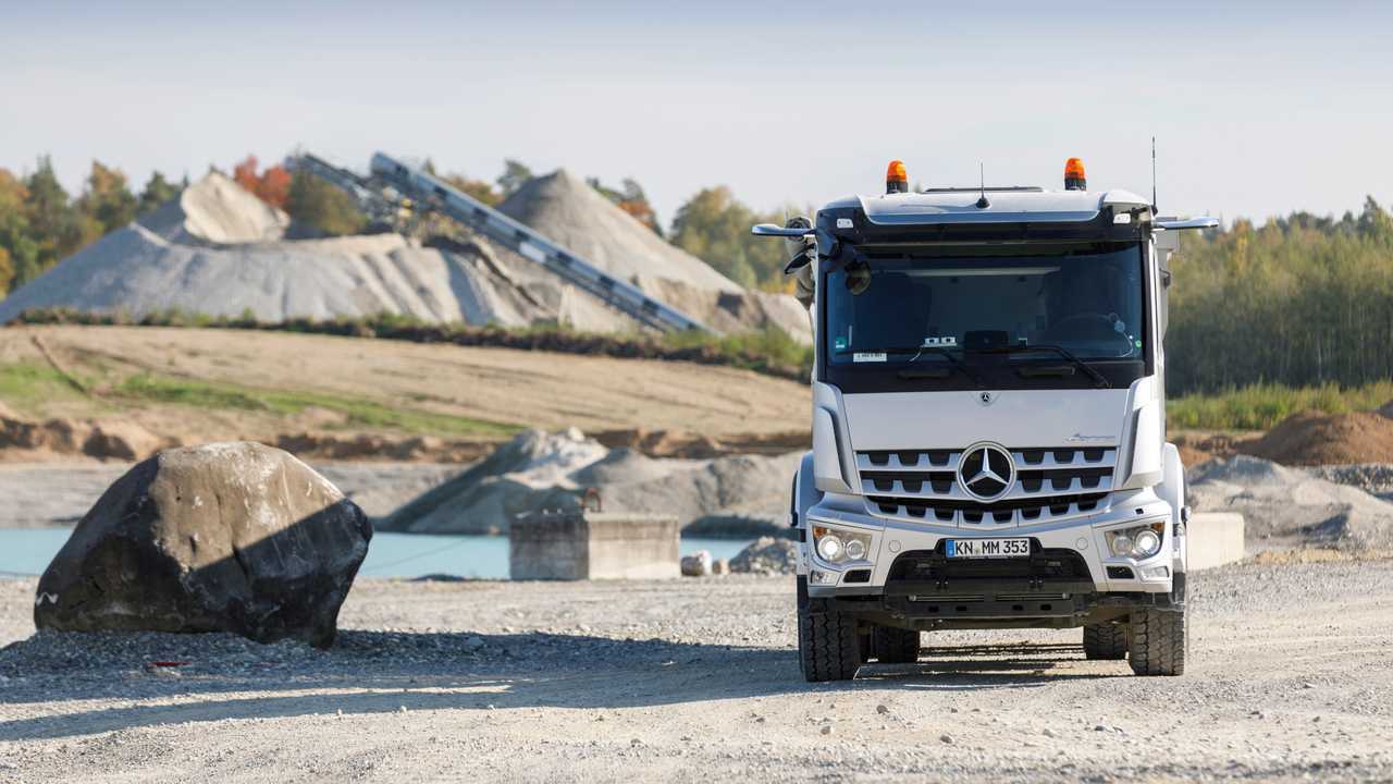 Nuovo Mercedes-Benz Arocs
