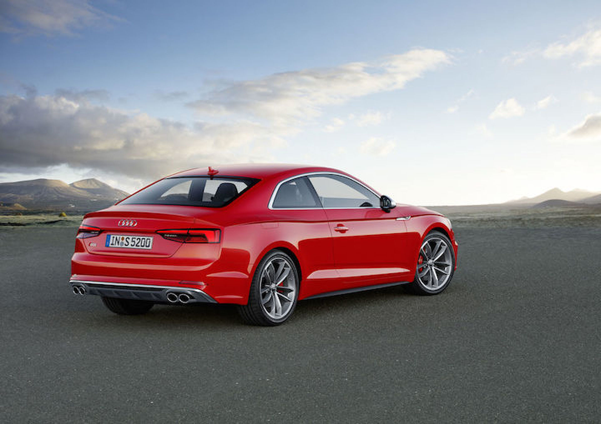 New Audi S5 Gets Just the Right Amount of Changes
