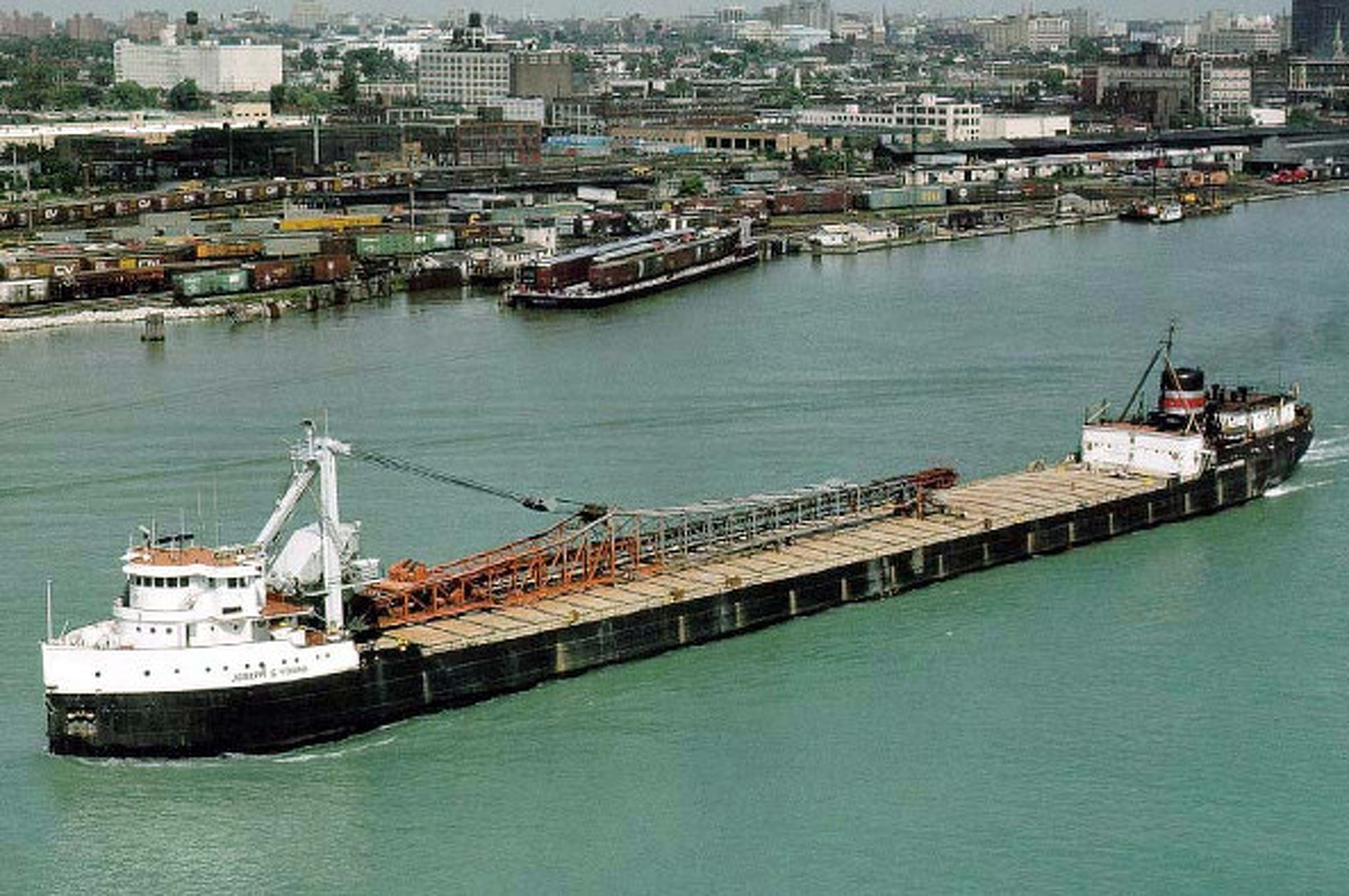 Behold the Thousand-Foot Ships of the Great Lakes