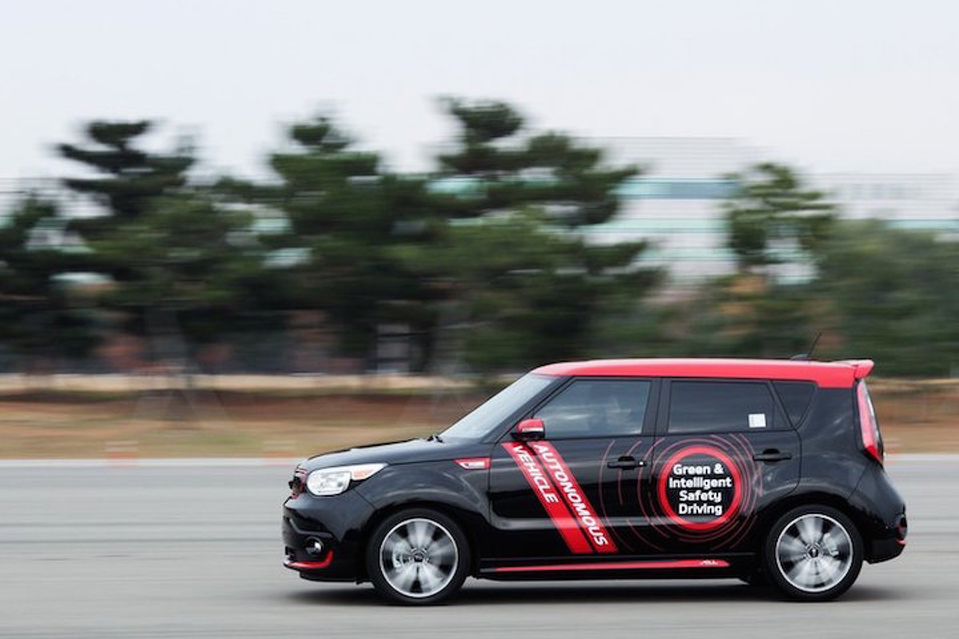 CES 2016: Kia Plans to Have a Fully Autonomous Car on the Road by 2030