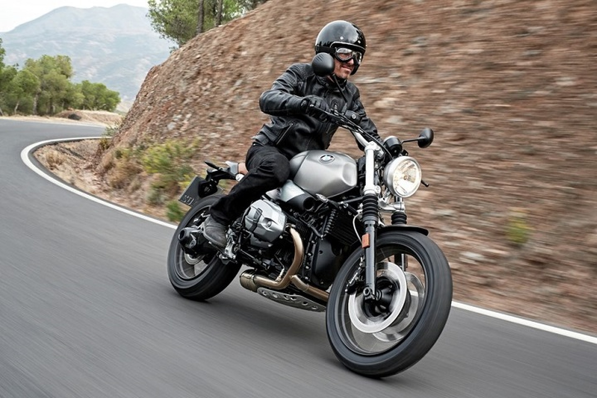 BMW Unveils Ducati Fighting R nineT Scrambler