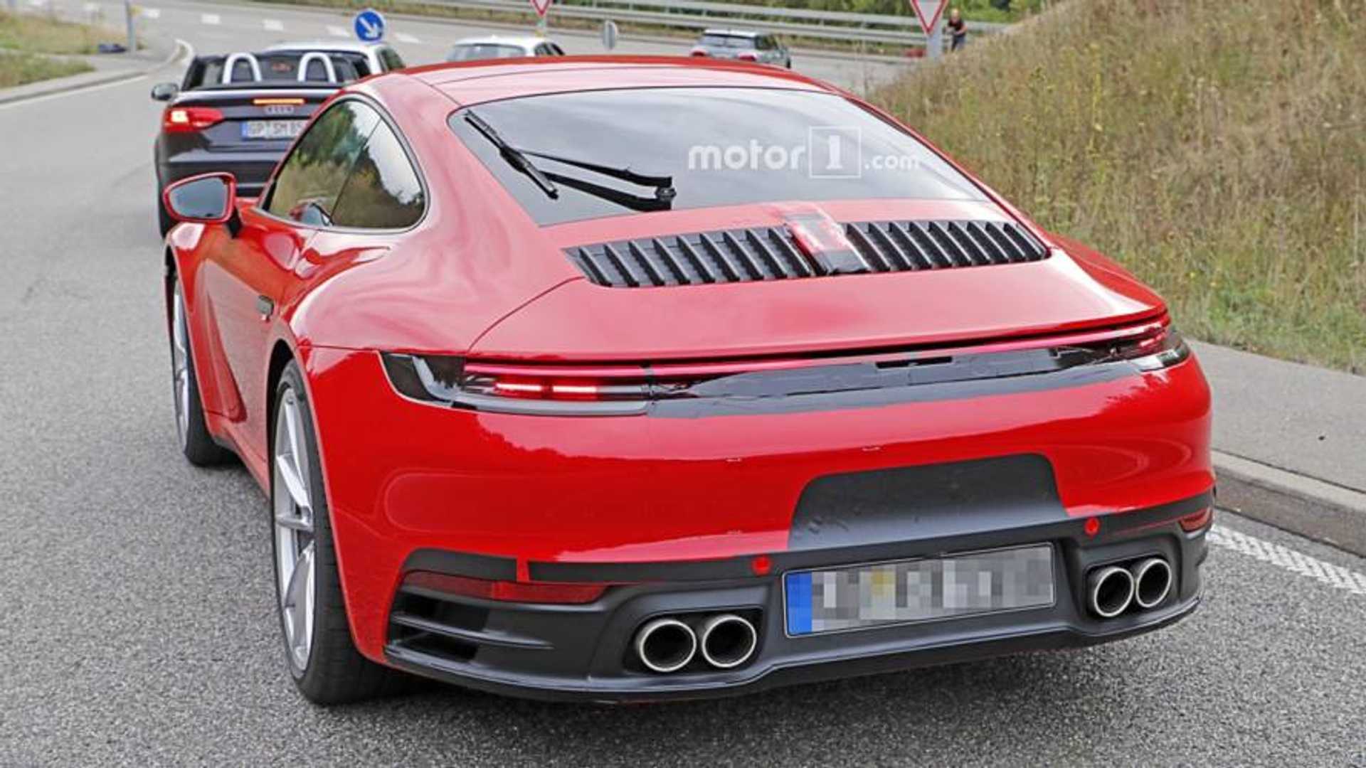 2019-porsche-911-spy-photo.jpg