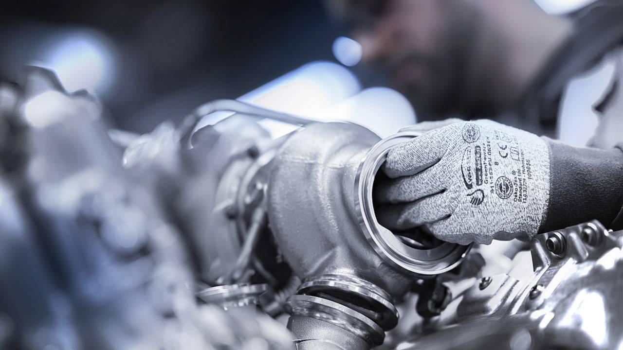 BMW M850i Motor Üretimi