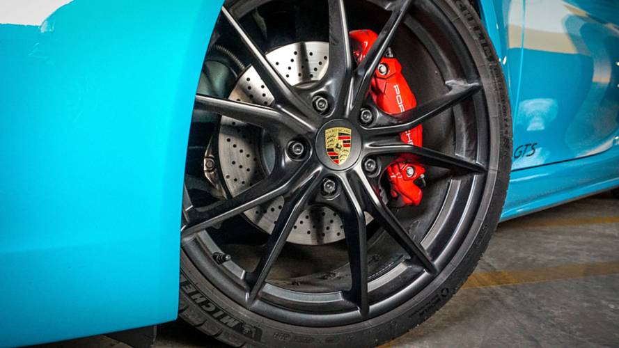 Comparativo Audi TT RS x Porsche 718 Boxster GTS