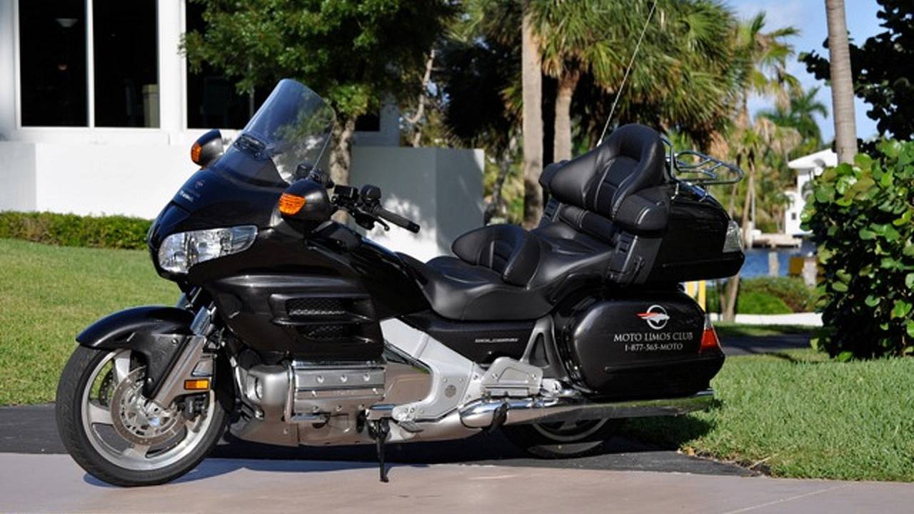 Motorcycle taxis come to America