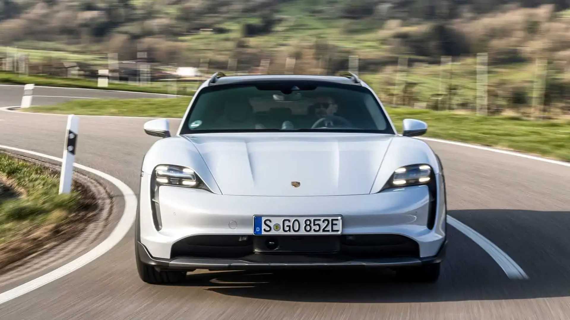 Porsche torna in famiglia? Porsche e Piech pronti a comprare azioni