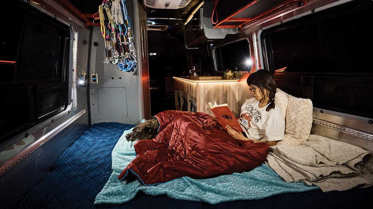 Airstream Interstate 24X