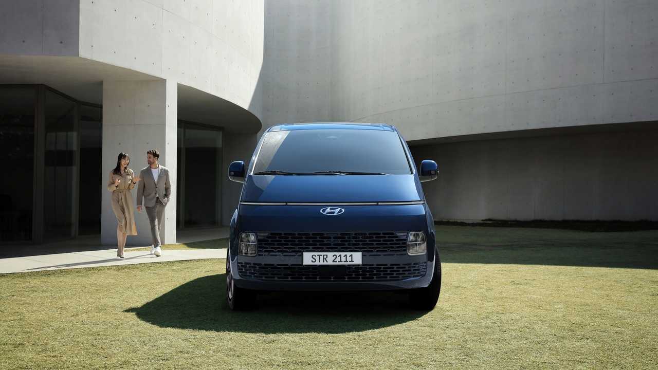 Экстерьер Hyundai Staria