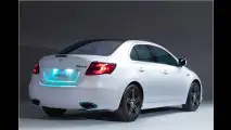 Kizashi mit Hybridantrieb