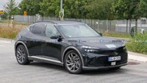 Camo-free Genesis GV60 spy photo